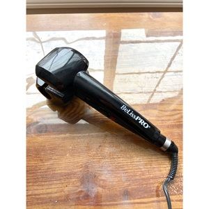 Automatic Hair Curler